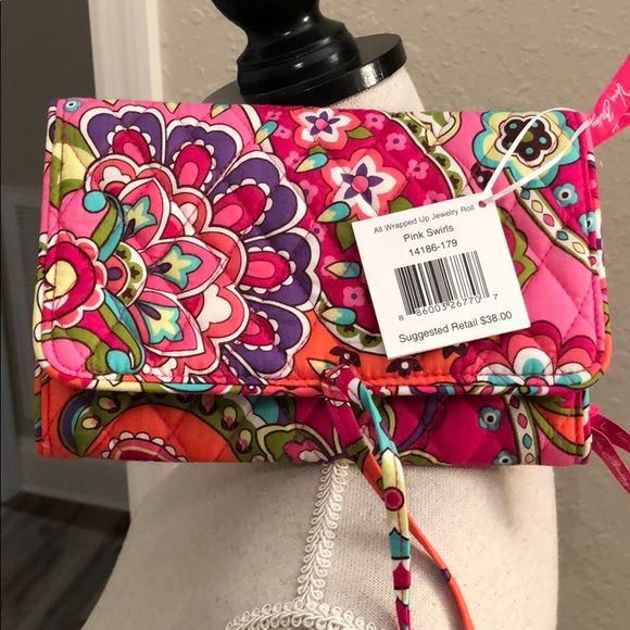 Vera Bradley Accessories - Vera Bradley jewelry carrier